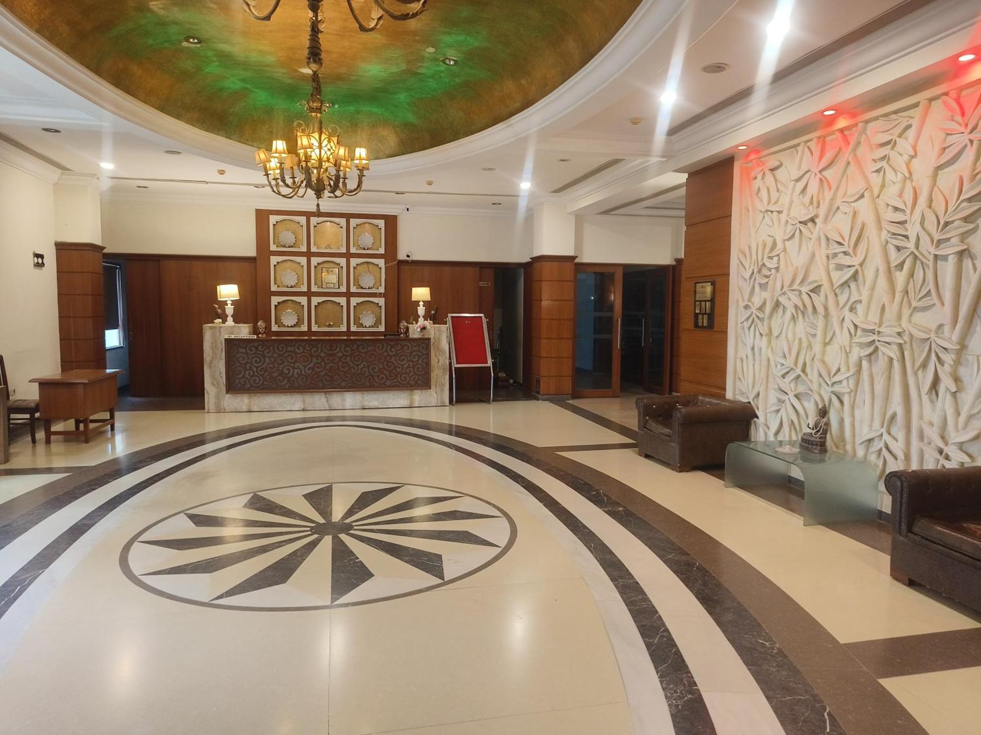 The Sky Imperial, Udaipur Hotell Eksteriør bilde