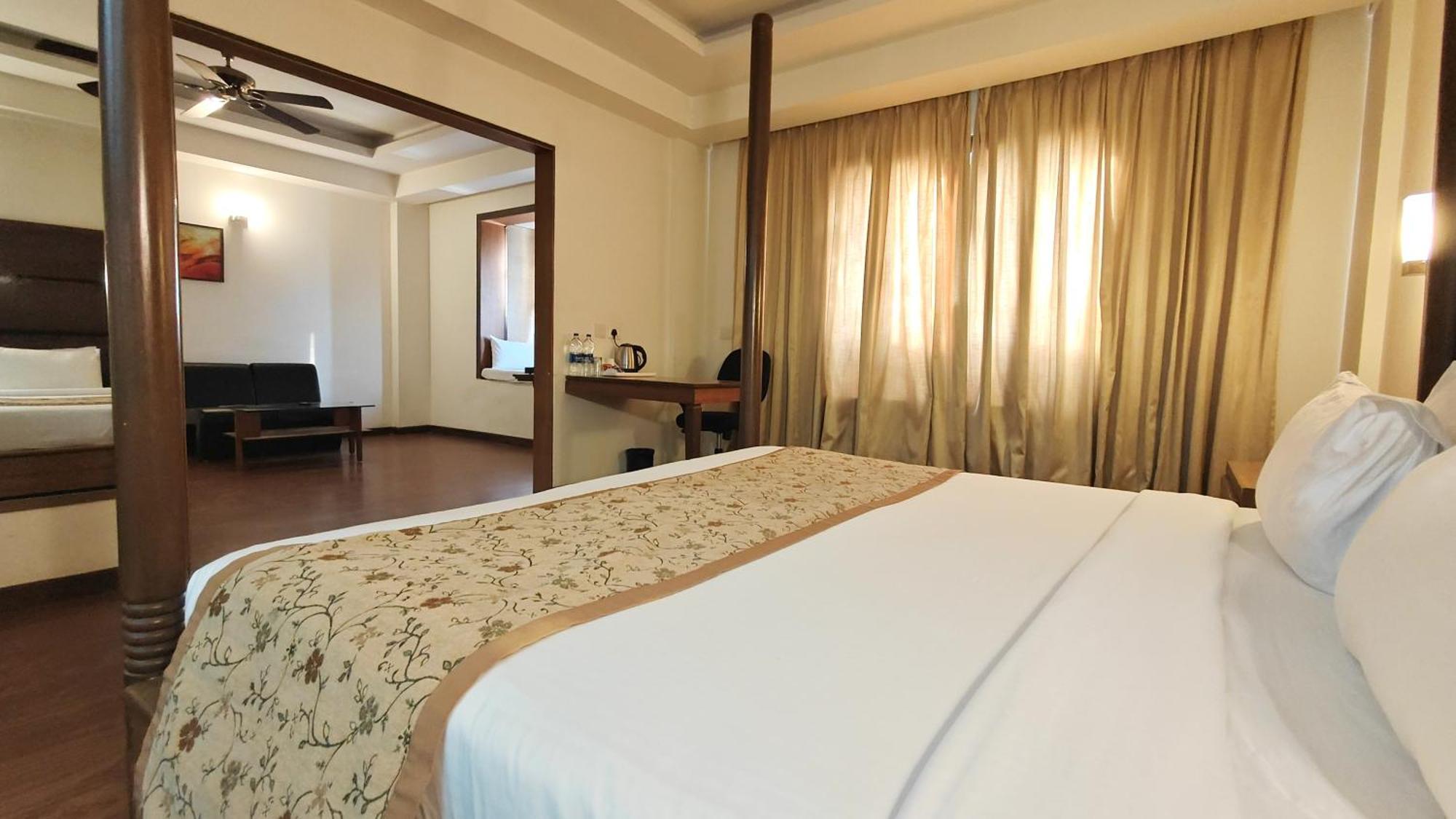 The Sky Imperial, Udaipur Hotell Eksteriør bilde