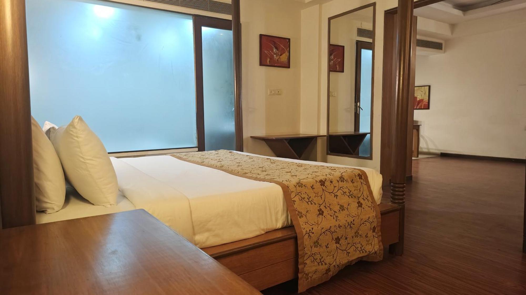 The Sky Imperial, Udaipur Hotell Eksteriør bilde