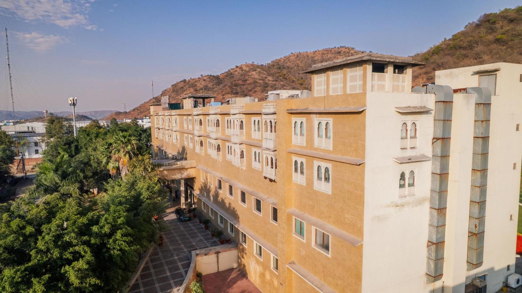 The Sky Imperial, Udaipur Hotell Eksteriør bilde