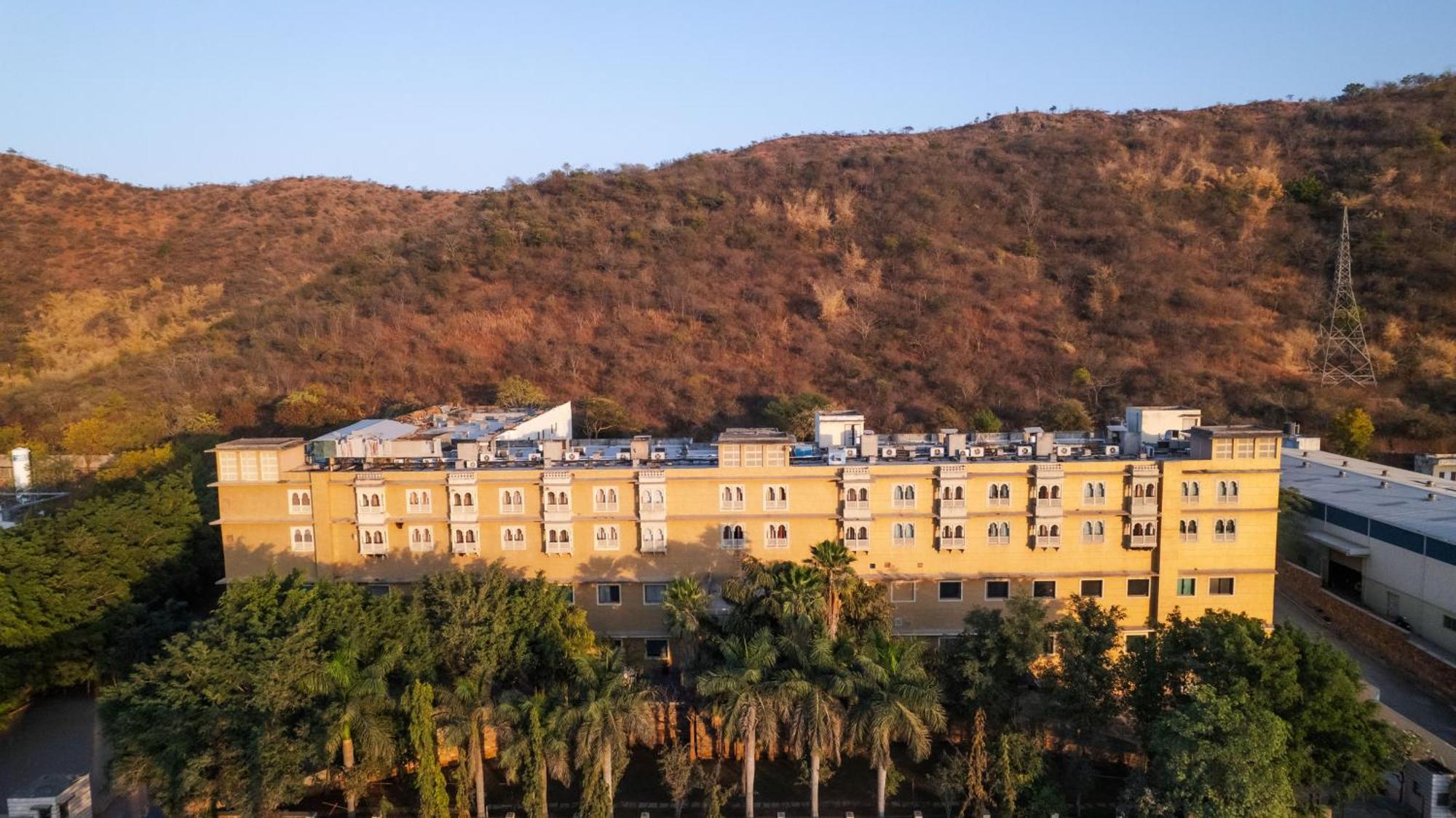 The Sky Imperial, Udaipur Hotell Eksteriør bilde