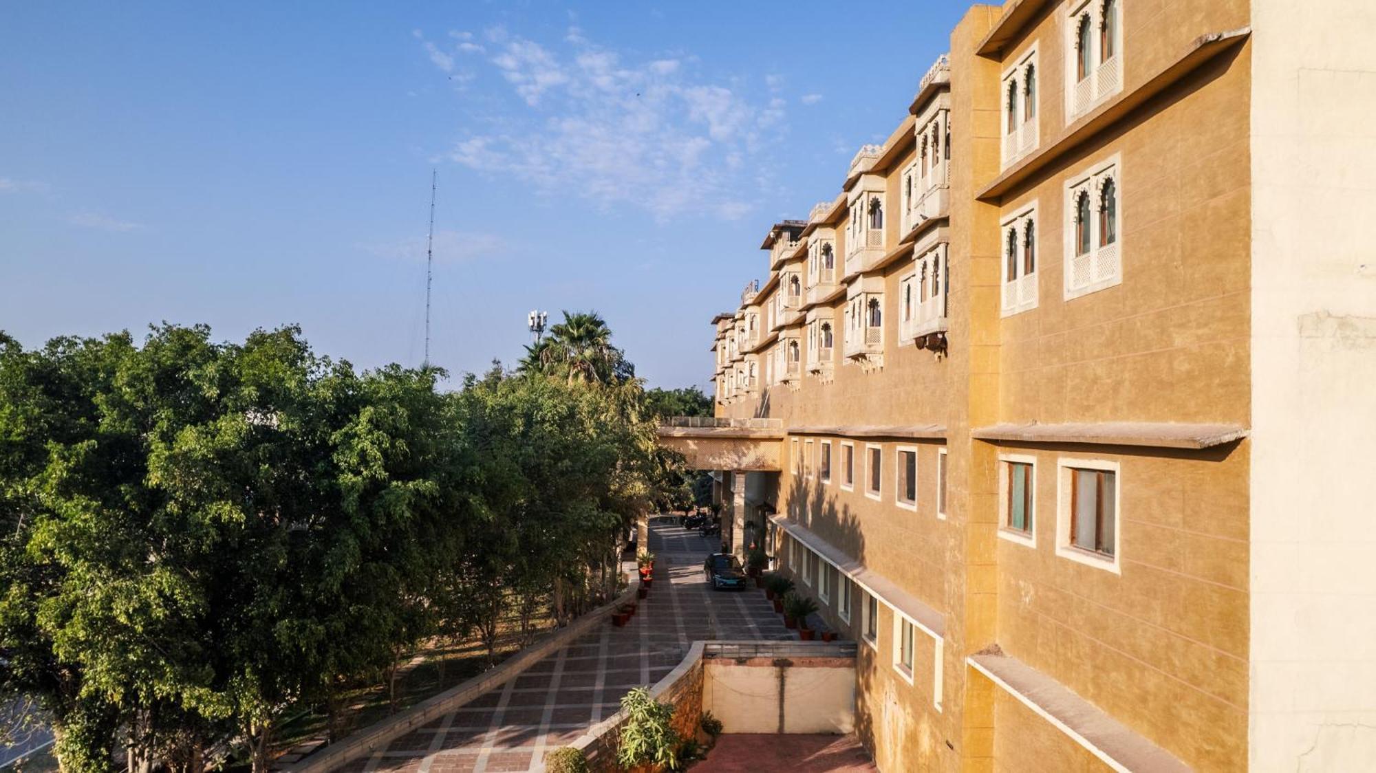 The Sky Imperial, Udaipur Hotell Eksteriør bilde